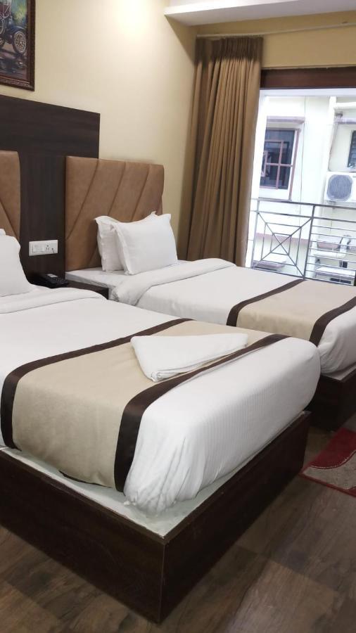 Hotel Royal City Siliguri Esterno foto