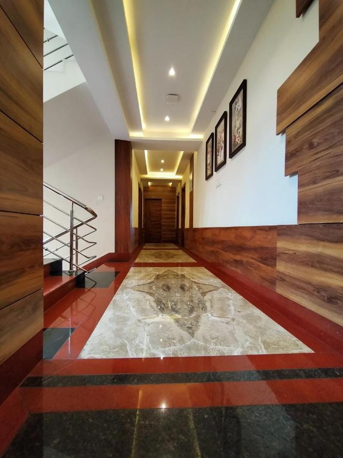 Hotel Royal City Siliguri Esterno foto